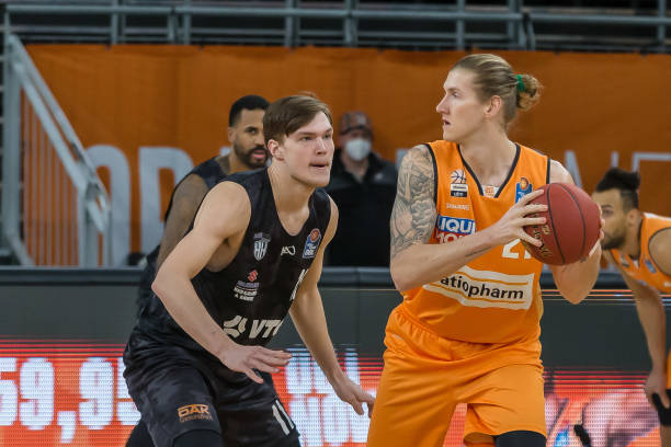 主场优势显 主场优势显