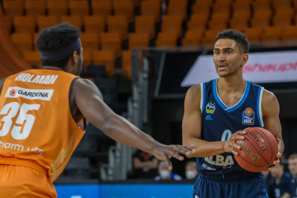 庭设置的亲 庭设置的亲