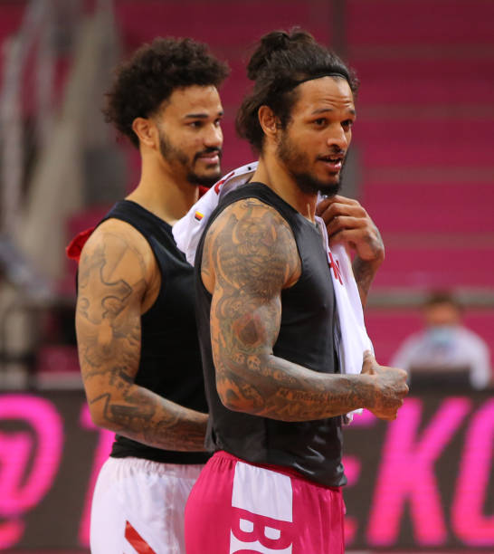 也在国家队 也在国家队